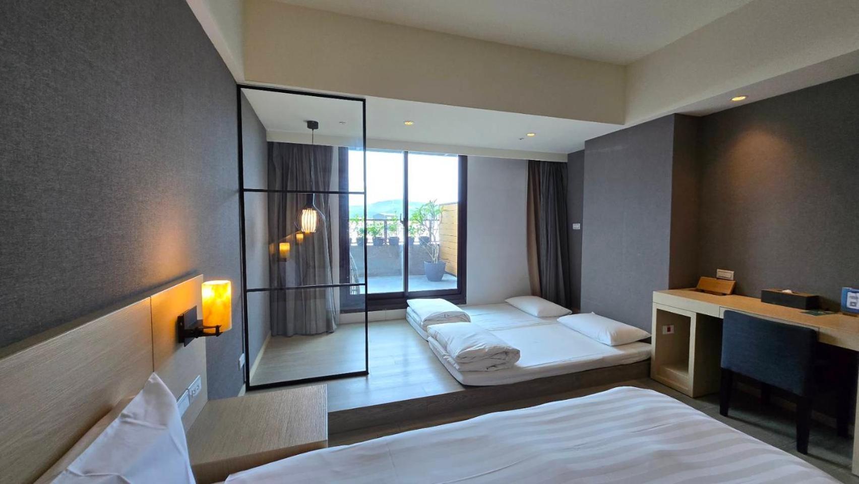 Grand Bay Resort Hotel Bandar Lama Bandar Lama Hengchun Luaran gambar A room at the hotel