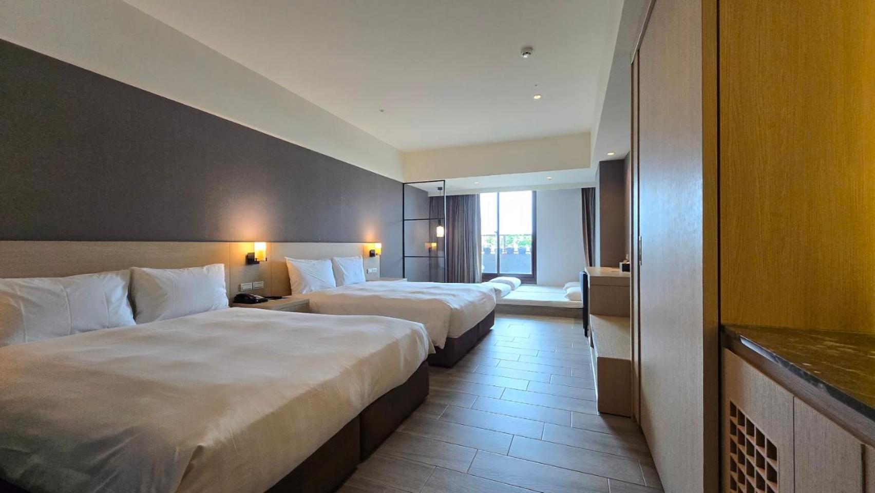 Grand Bay Resort Hotel Bandar Lama Bandar Lama Hengchun Luaran gambar Deluxe Family Room